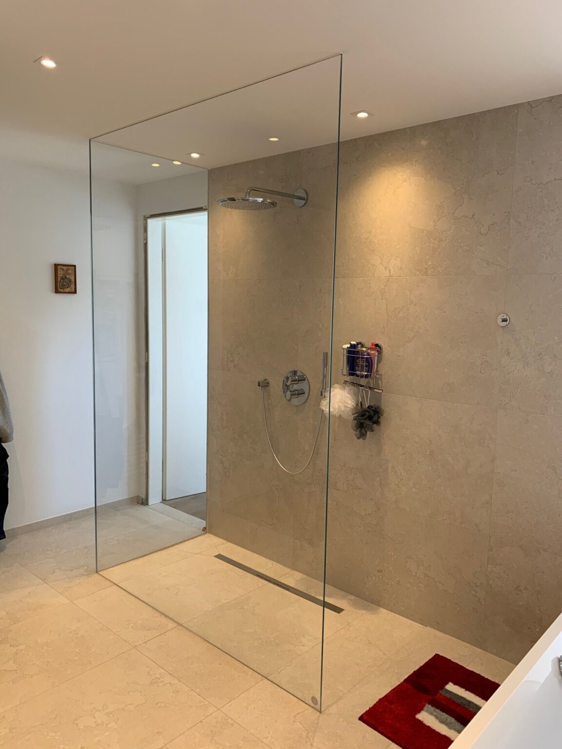 Dusche über Eck verklebt
